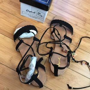 Qupid black sandals